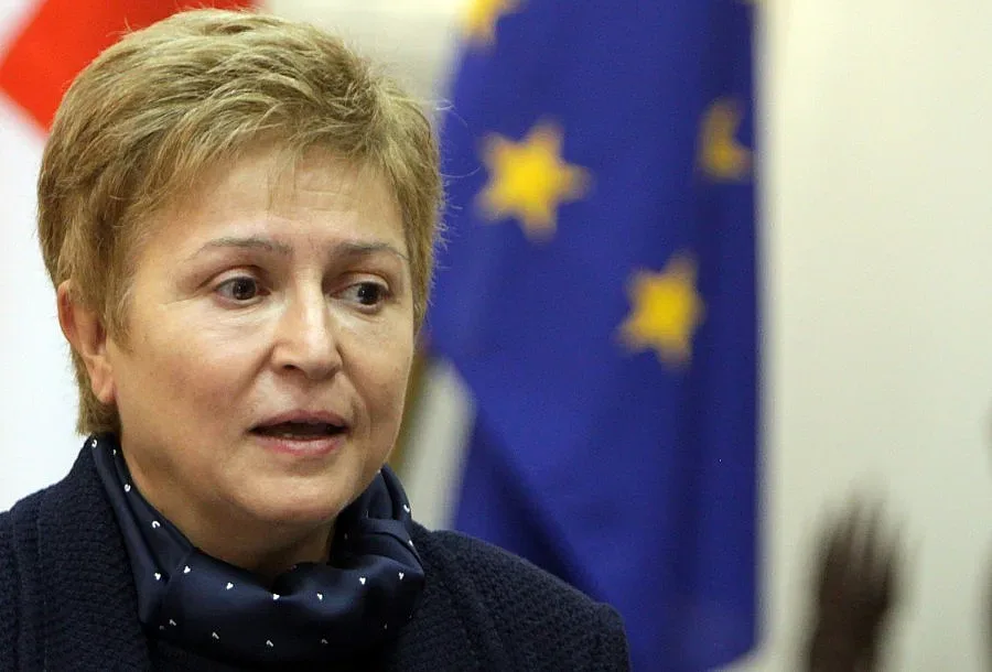 Георгиева: ЕК е съпричастна с България за бежанците