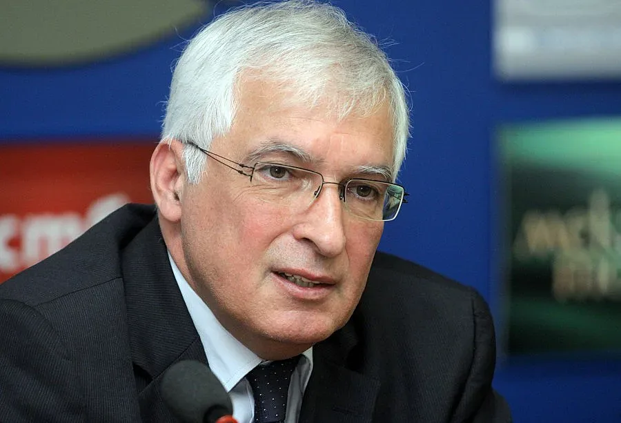 Бюджет 2014: Курс надясно, но с ляв мигач