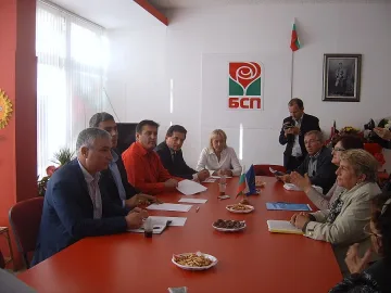 Червени депутати  изслушаха жалби на родопчани