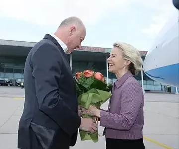 Урсула кацна в България. Къде се отправи