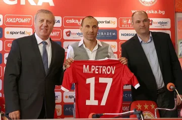 Мартин Петров ще рита с номер 17