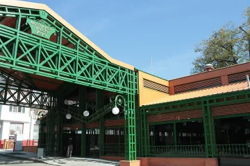 Отваря врати обновено тържище в Стара Загора