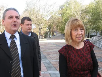 Клисарова: От ноември започва военното обучение