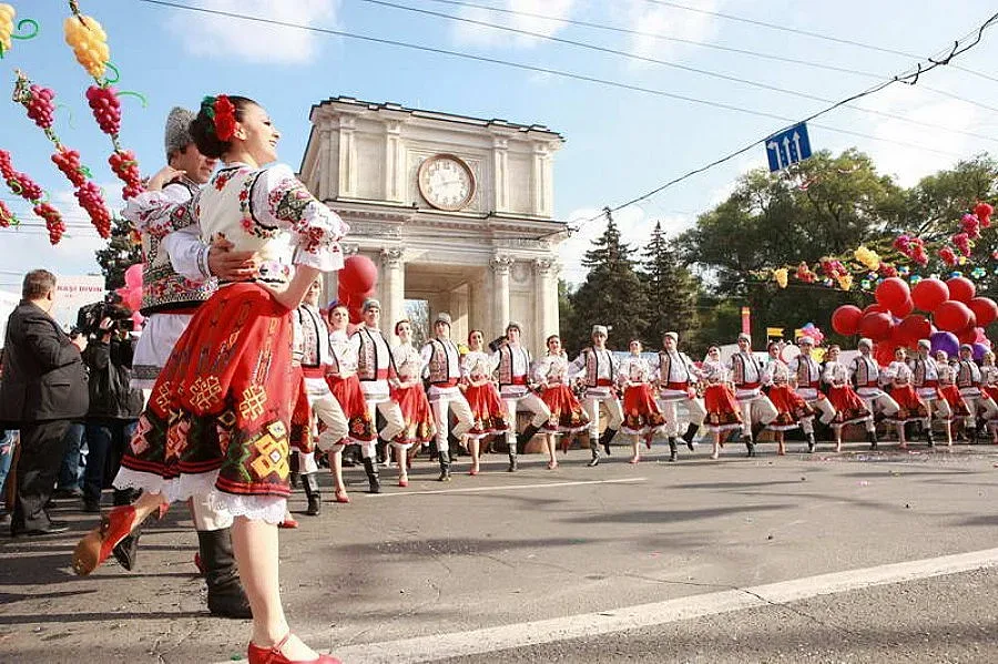 Бесарабските българи отбелязват 20 г. диаспора