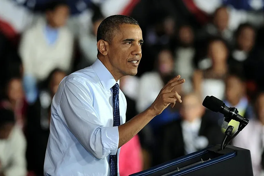 Барак наредил спиране на бръмбарите за Меркел