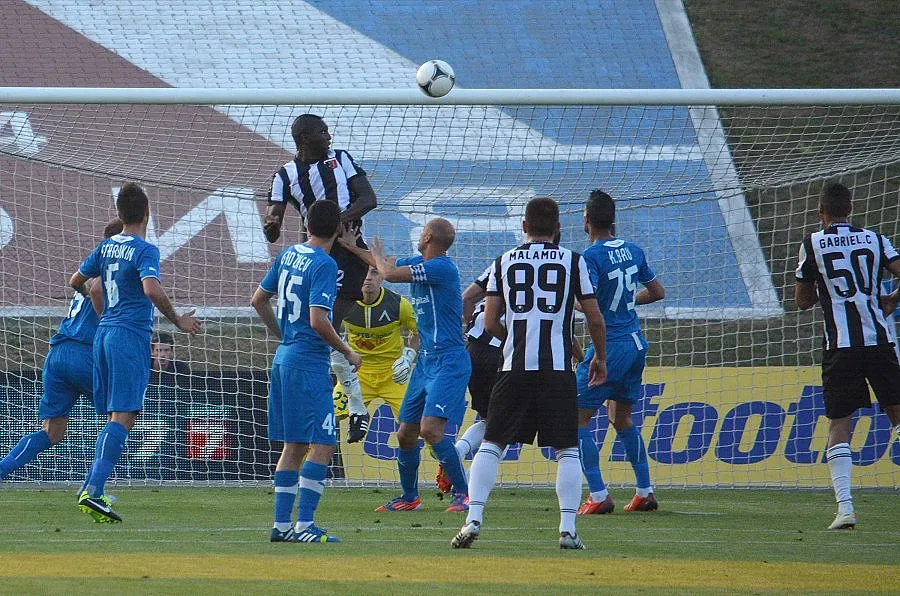 Повериха Локо Пд - "Левски" на Александър Костадинов 