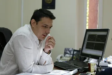 Бюджет 2014: Предпазлив и без реформи