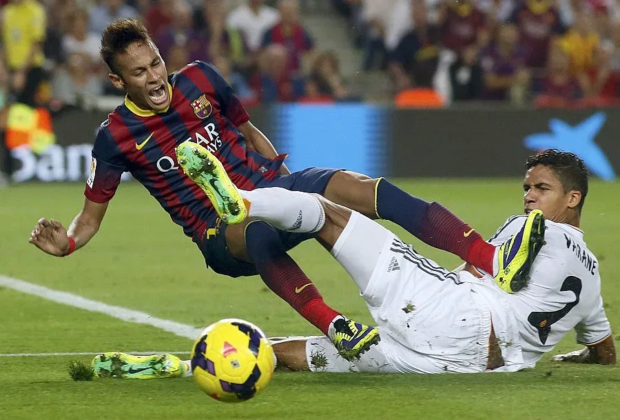 "Реал" поиска линч за рефер