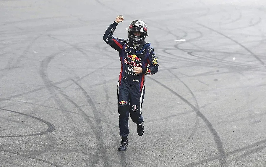 Фетел подгони рекорда на Шуми