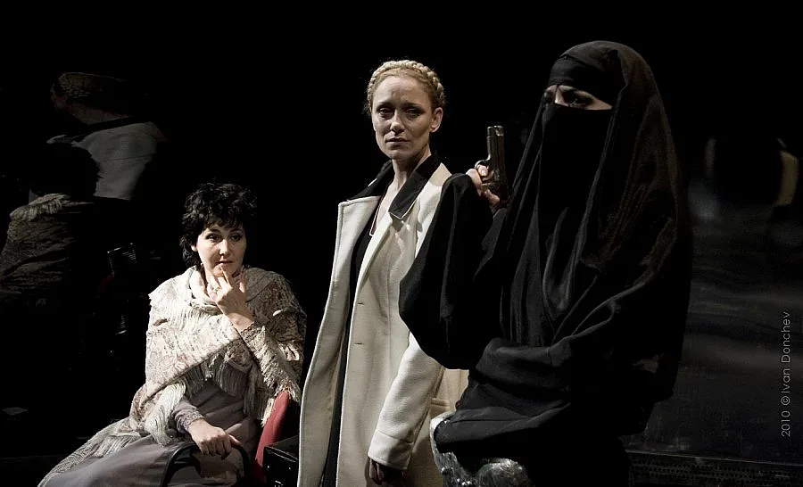 И Младежкият театър подкрепи студентите