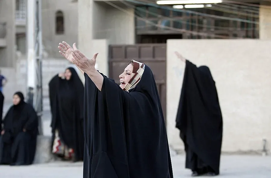 10 коли-бомби се взривиха в Багдад