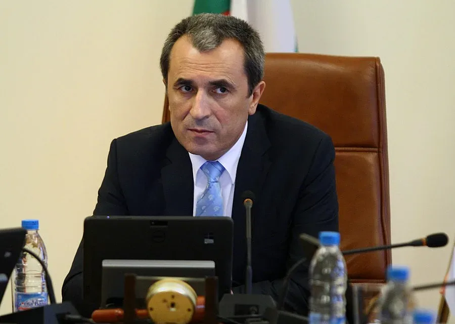 Орешарски готов на диалог със студентите