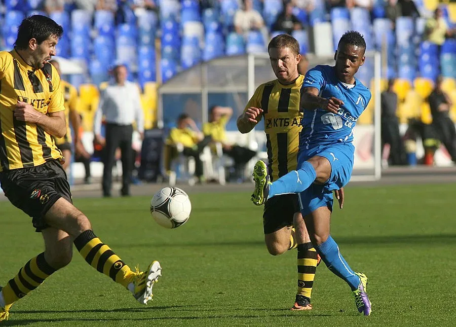 "Левски" взе глътка въздух, би Ботев Пд