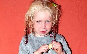 Мария е в дом в Гърция, родителите й изчезнаха