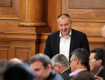 Цацаров поиска имунитета на Станишев