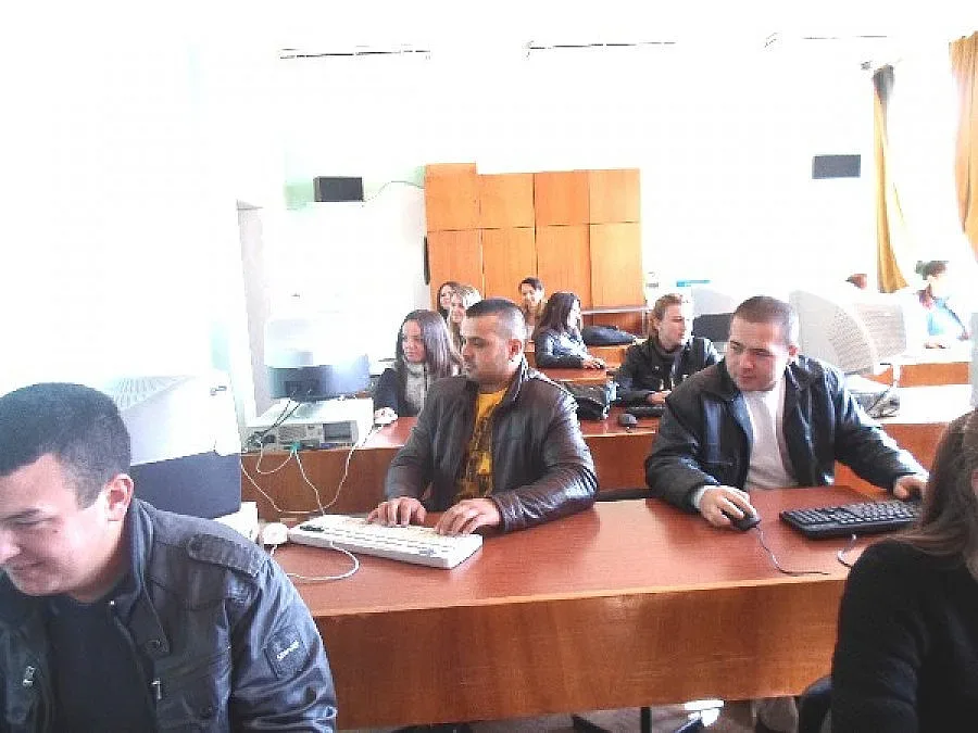 Студенти гласуват за Перперикон в „Чудесата на България"