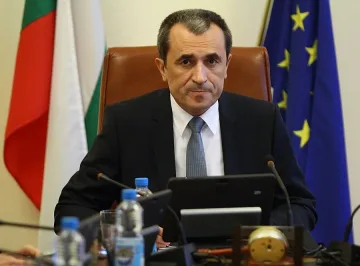 Орешарски обеща в Брюксел да преразгледаме мораториума