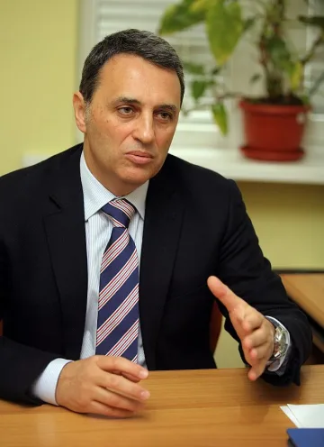 Рицар на виното слага ред в храните