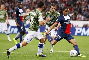 Футболните клубове във Франция стартират стачка