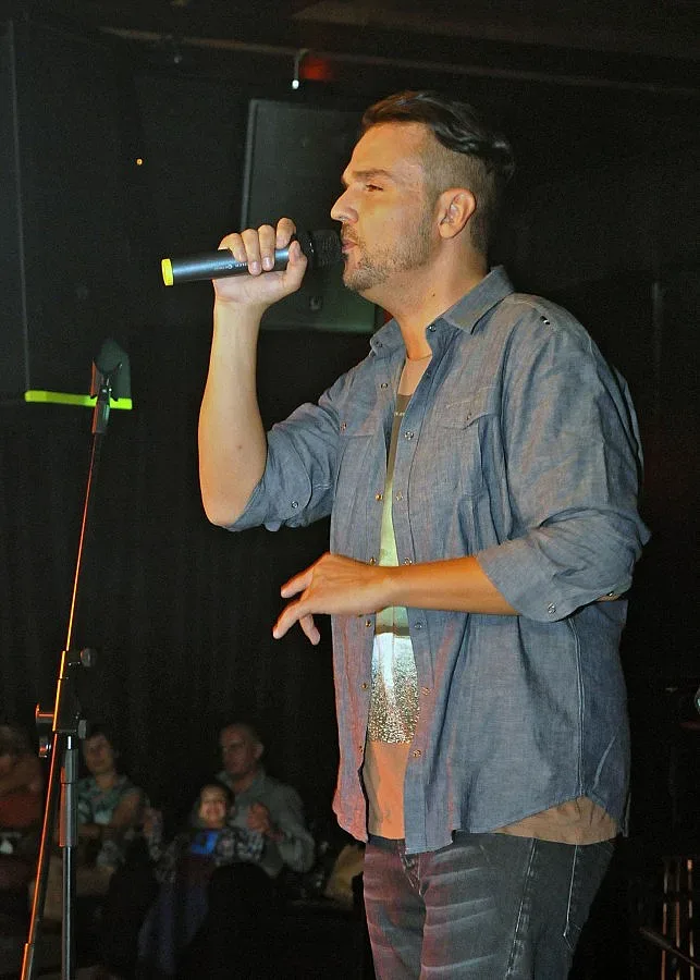 Графа пее за децата на България в Благоевград