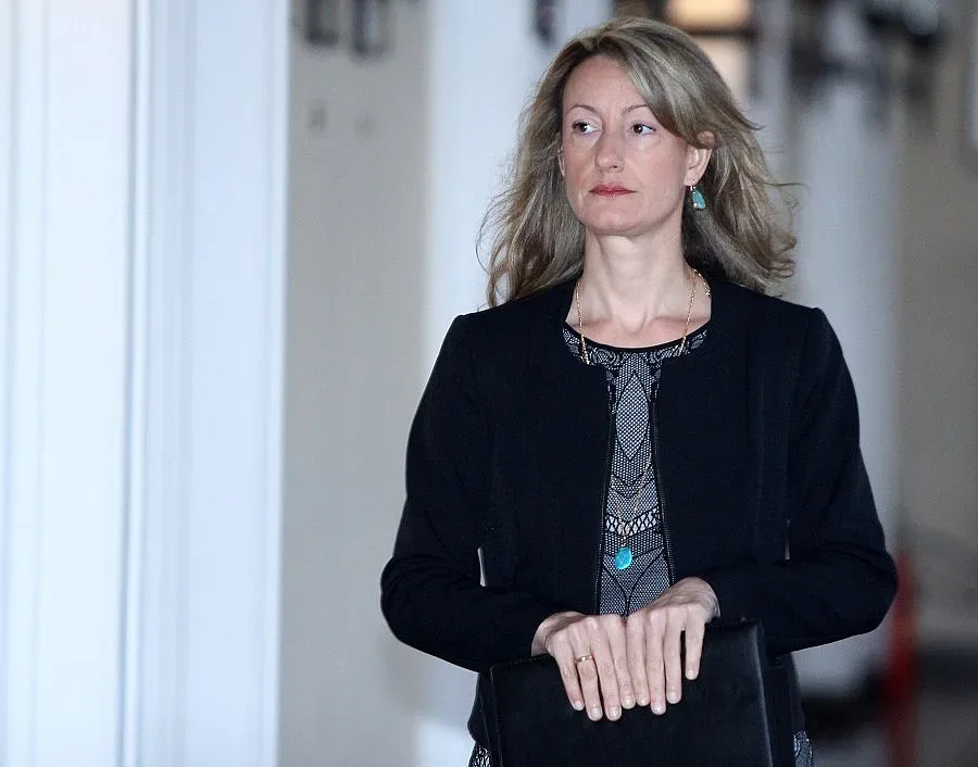 Златанова: Мораториумът за земята няма правна стойност