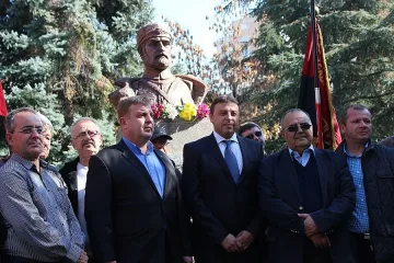 Вдигат мемориал с бюст-паметници на борци за свобода