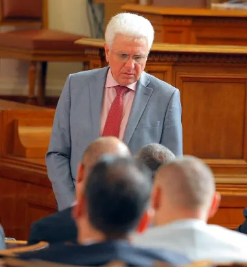 ДПС ще обсъди защо от БСП са подкрепили мораториума