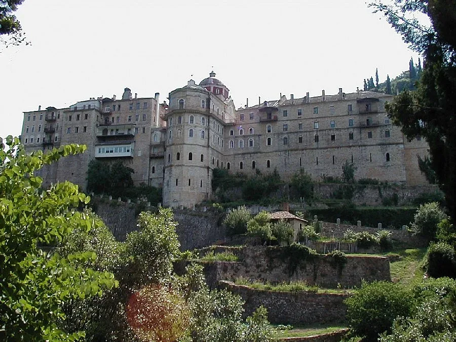 В Атон: Депутати на пост и молитва