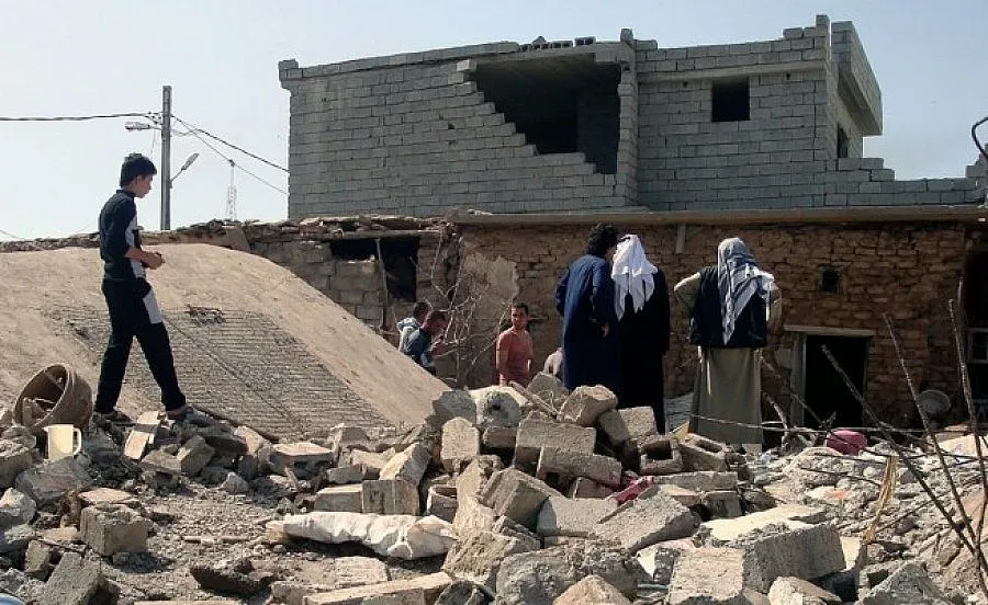 Най-малко 12 загинали при самоубийствени атентати в Ирак