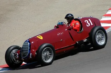 Продадоха Alfa Romeo от 1935 г. за 5,9 млн. лири