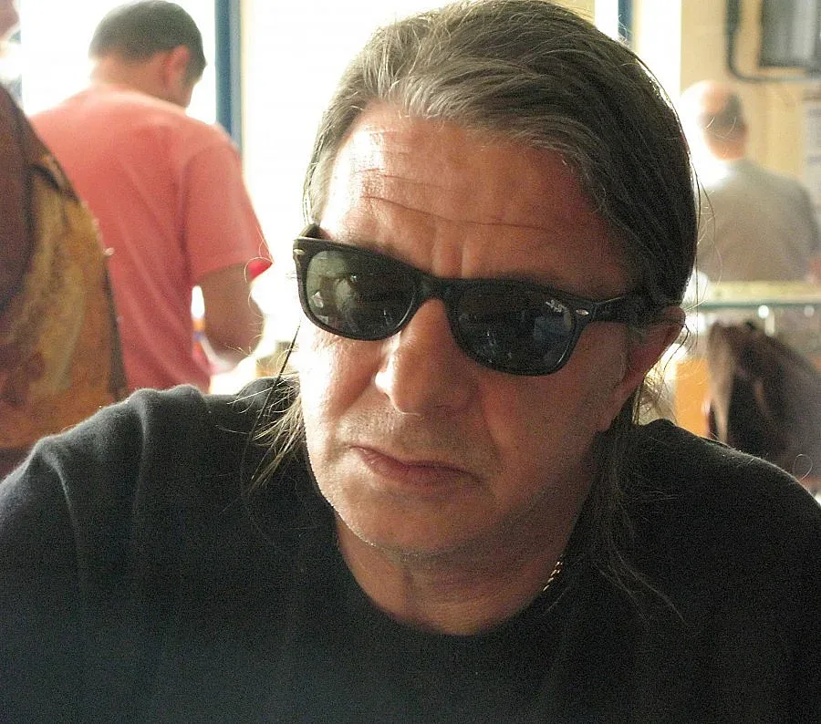 Александър Петров: Бъди, какъвто си!