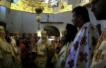 Патриарх Неофит: Не се отдалечавайте от Църквата