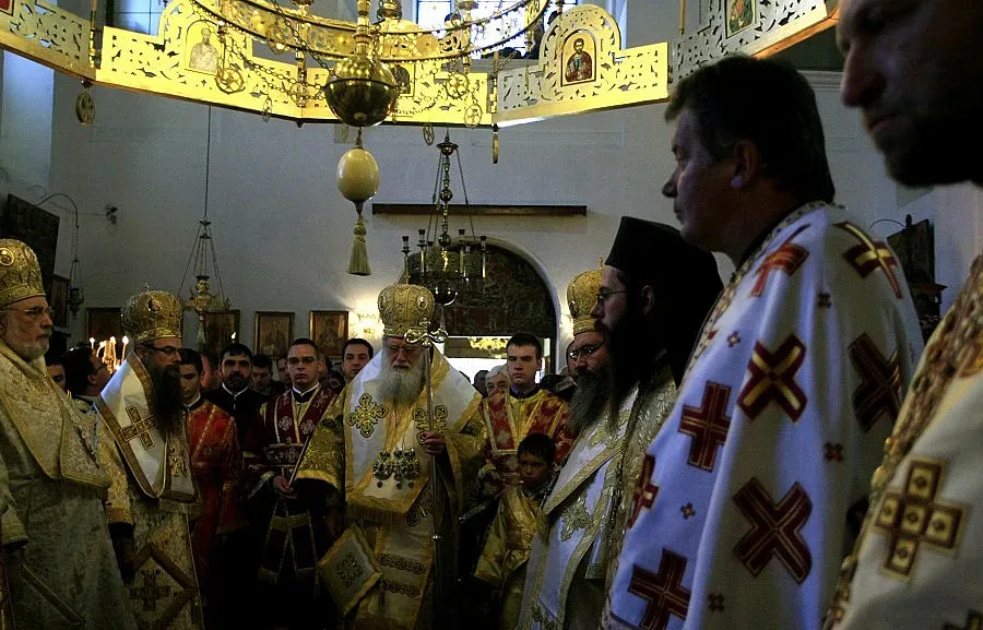 Патриарх Неофит: Не се отдалечавайте от Църквата