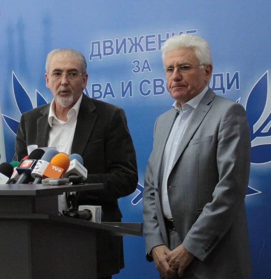 ДПС затваря чадъра над ченгета разведки