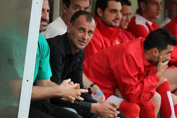 Румен Ненов заряза Ботев Враца