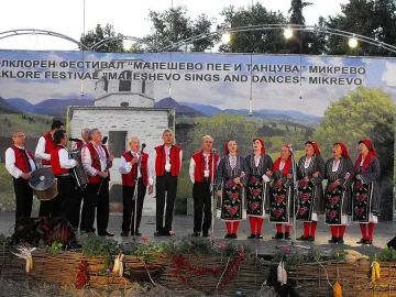 3000 самодейци от 10 държави на фестивал в Микрево