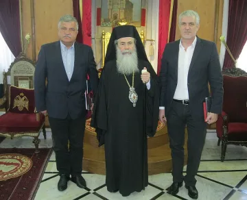 Кмет и шеф на ОбС се срещнаха с Йерусалимския патриарх