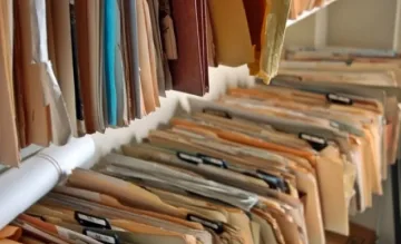 Комисията по досиетата - в архивите