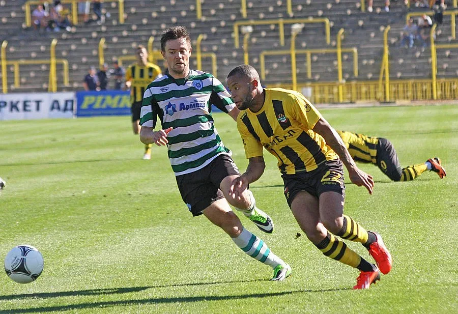 Звезди на "Ботев" луднаха по казино