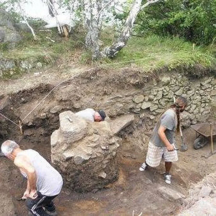 Кози грамади крият родния Помпей