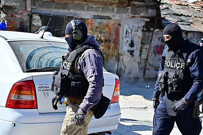 Във Варна почерня от полиция. Какво се случва