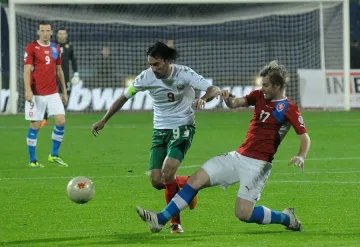 Националите се сринаха в ранглистата на ФИФА