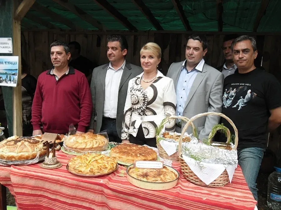 Кметъла изпече мъфини с миди