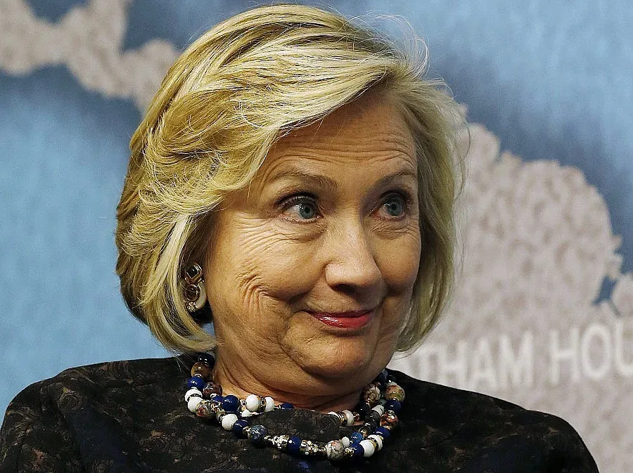 Глобиха Хилъри за неправилно паркиране