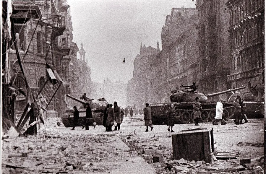 Унгария съди бивш министър за бунта от 1956 г.