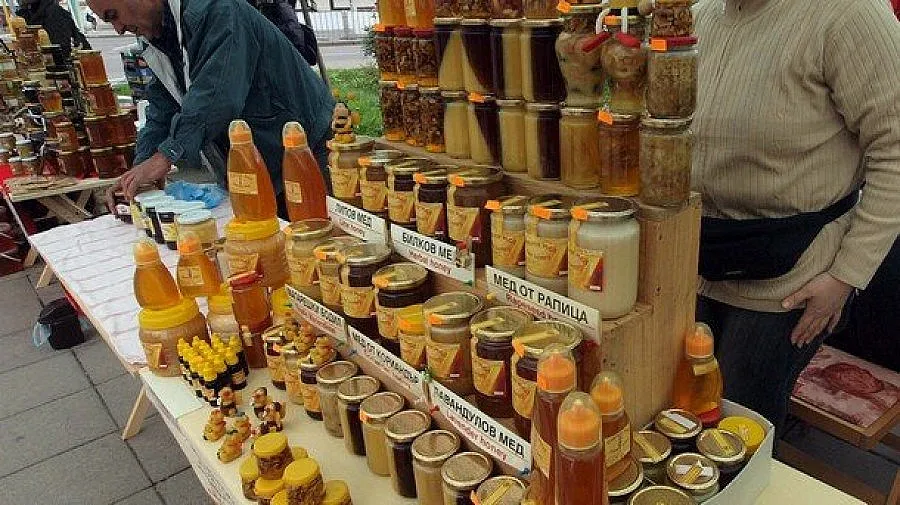 Пчелари на протест в цялата страна