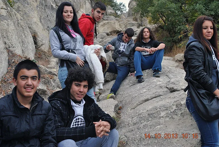 Танцьори от Димотика изкачиха Перперикон