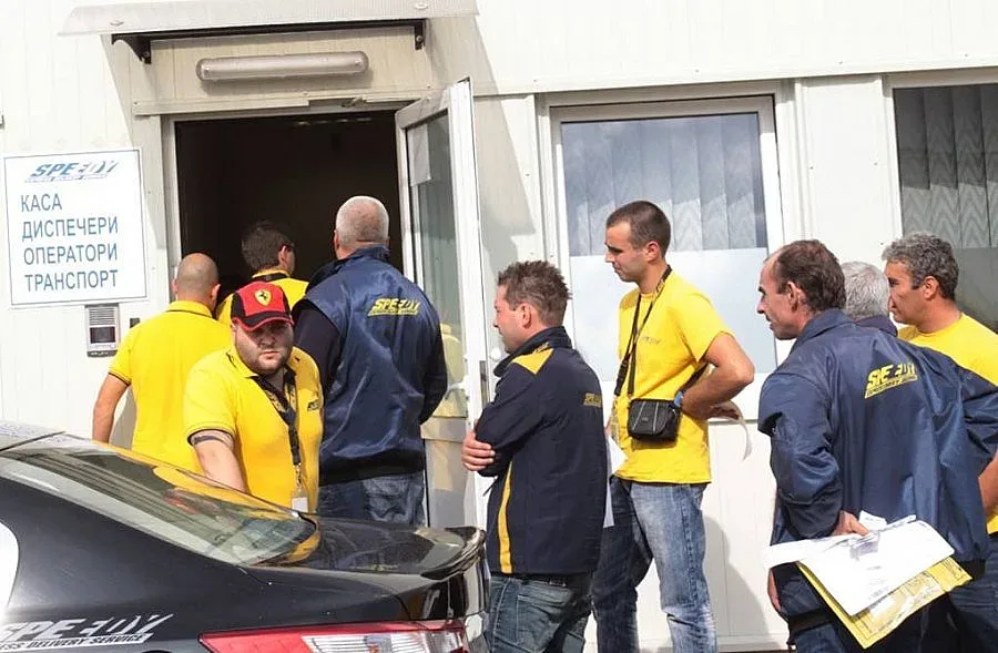 5 дни дебнат "Спиди" от засада в тревата