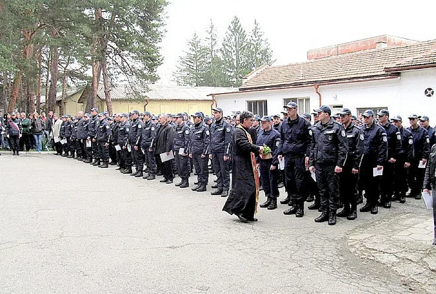 Слух за бежански лагер край Казанлък разбуни местните