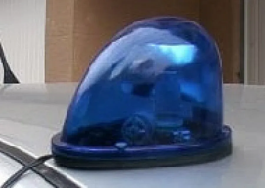 Пиян шофьор плаши полицаи